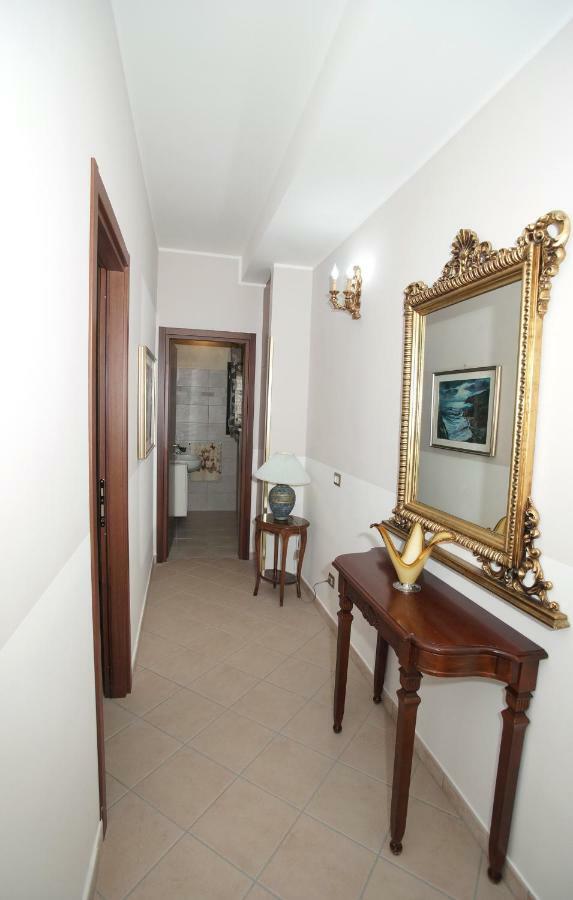 Arcobaleno Apartment Фонди Экстерьер фото
